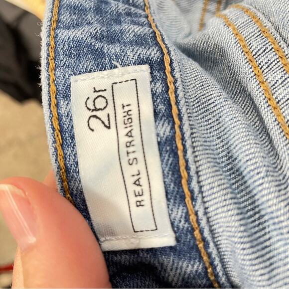 Gap Real Straight Rolled Hem Mid Rise Jeans Womens 26 Blue Denim Distressed - Picture 12 of 13